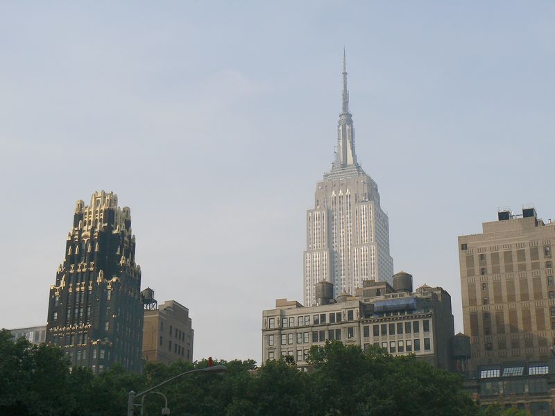 Empire State Building: Empire State Building et l American Radiator Building 2